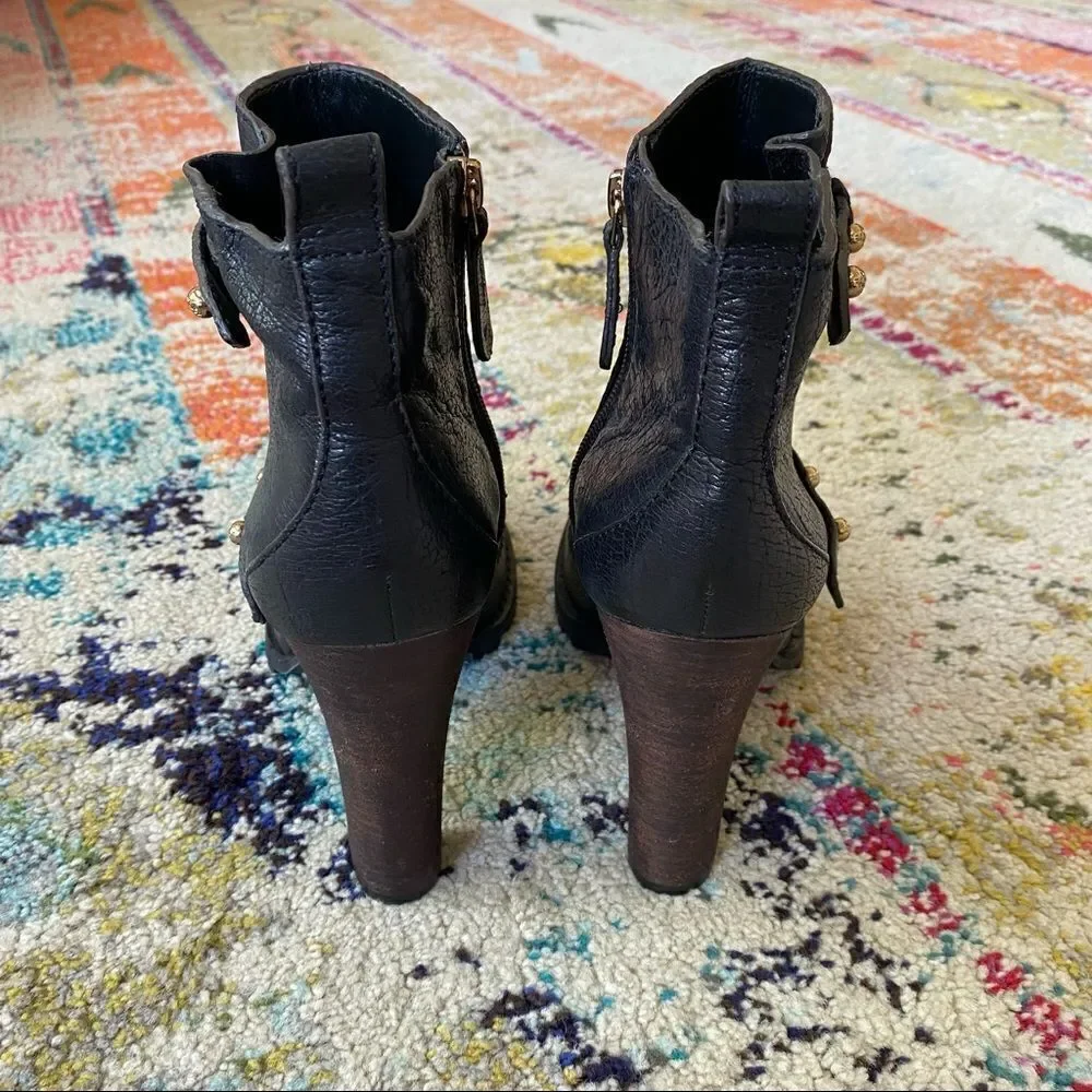 Tory Burch Landers Moto Leather Ankle Boots Bootie Black Gold Stud Size 10.5